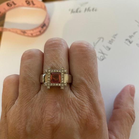 White Gold Tourmaline Ring - Picture 4 of 6